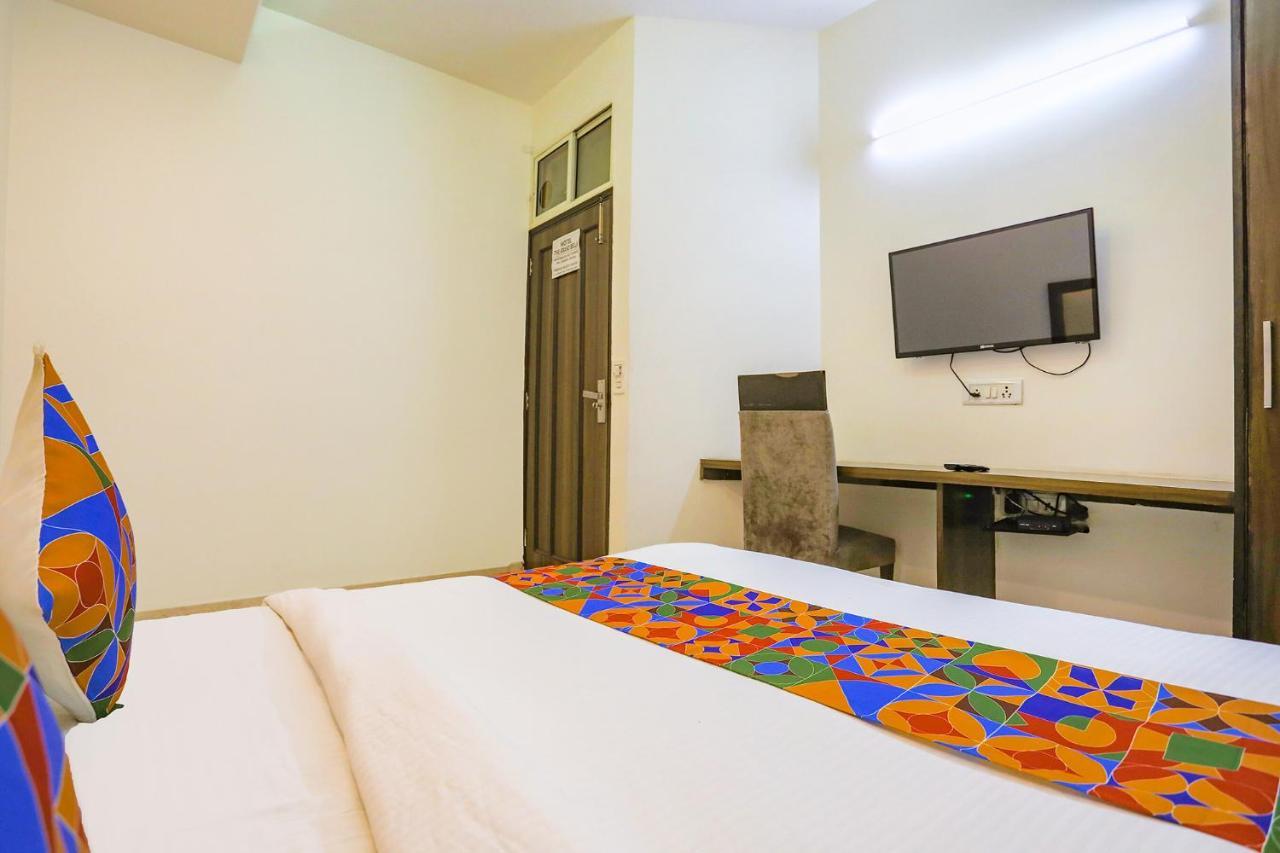 Fabhotel Jpm The Grand Bella - Nr Nehru Place Market New Delhi Luaran gambar